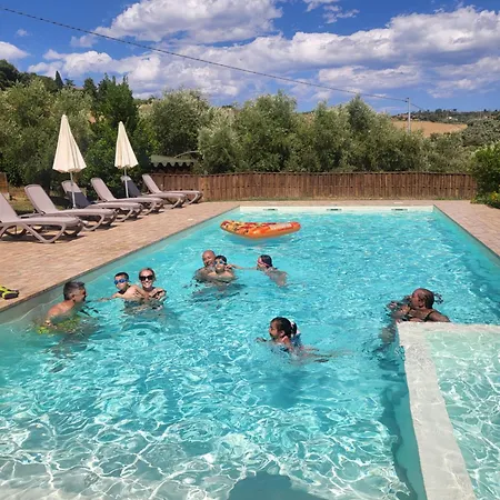 Ciliegia Rossa Apart-hotel Colonnella