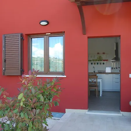 Ciliegia Rossa 公寓式酒店 科隆内拉