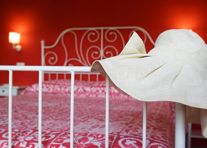 Ciliegia Rossa アパートホテル コロンネッラ