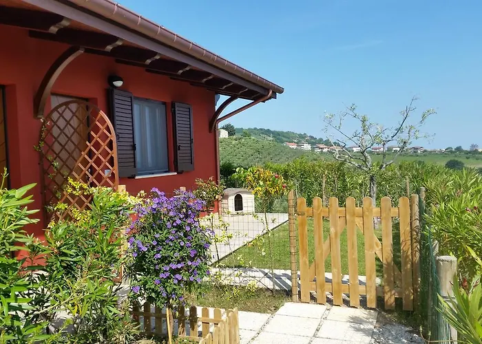 アパートホテル Ciliegia Rossa 4*