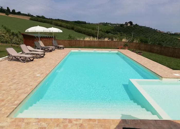 アパートホテル Ciliegia Rossa コロンネッラ